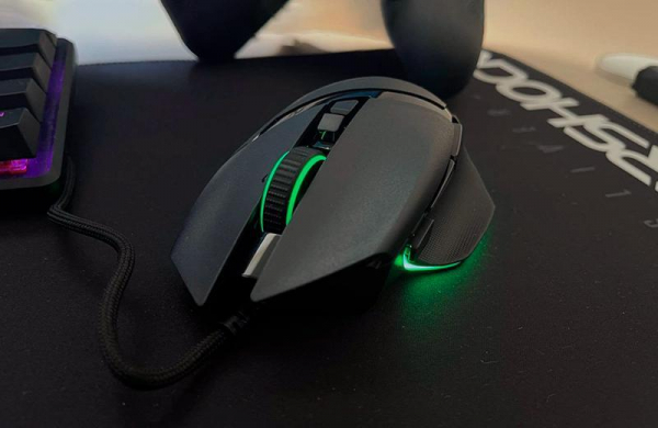 Обзор Razer Basilisk V3: надёжная игровая мышь с оригинальным колесом прокрутки