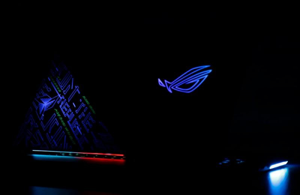 Обзор ASUS ROG Strix SCAR 17 SE (2022): мощного игрового ноутбука с высокой эффективностью и ценой