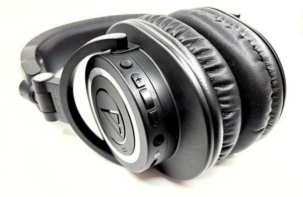 Обзор Audio-Technica ATH-M50xBT2: накладных Bluetooth-наушников со студийным звуком