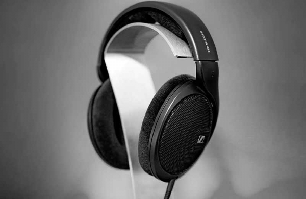 Обзор Sennheiser HD 560S: комфортных проводных наушников с качественным звуком