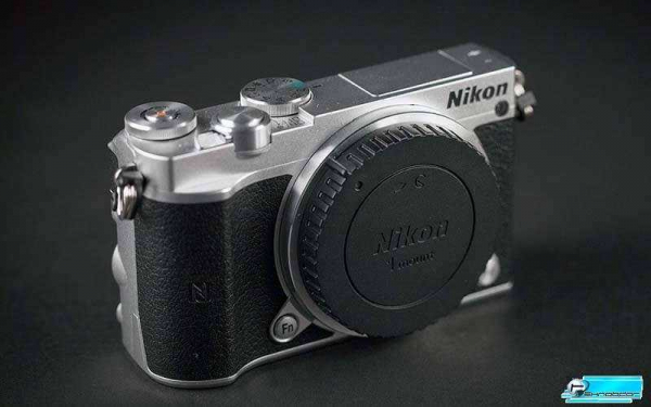 Отличная Nikon 1 J5 – Обзор компактной беззеркальной камеры