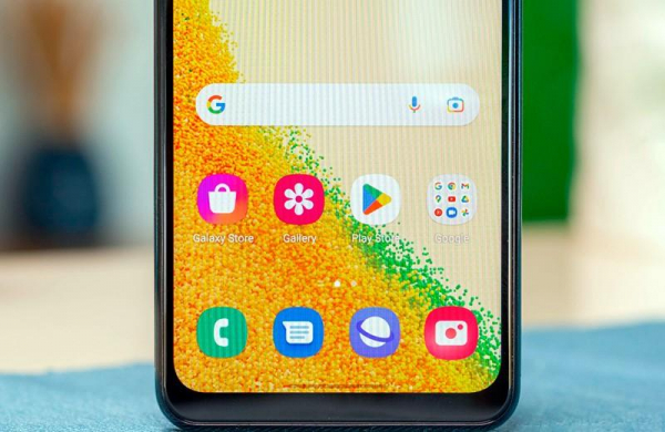 Обзор Galaxy A04s: самого дешёвого смартфона Samsung для базовых задач