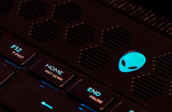 Обзор Alienware x15: тонкий и очень производительный игровой ноутбук