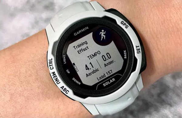 Обзор Garmin Instinct 2 (2s): прочных смарт-часов для любителей приключений