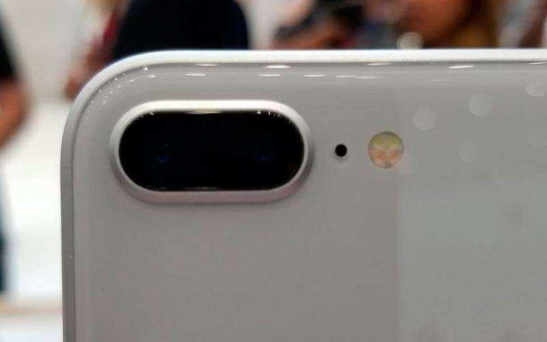 IPhone X против IPhone 8 против IPhone 8 Plus: в чём отличия?