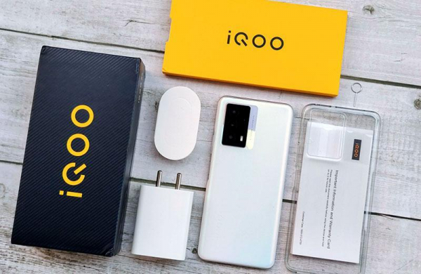 Обзор Vivo iQOO Z5 5G: среднего смартфона со значительными улучшениями