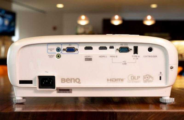 Обзор BenQ TK800: фантастический и яркий 4K домашний проектор