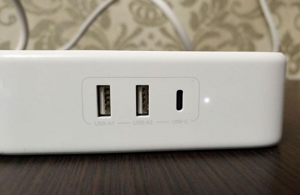 Обзор Ugreen DigiNest Life 30W: универсальный удлинитель на две розетки с USB-A и USB-C