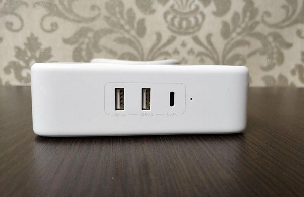 Обзор Ugreen DigiNest Life 30W: универсальный удлинитель на две розетки с USB-A и USB-C